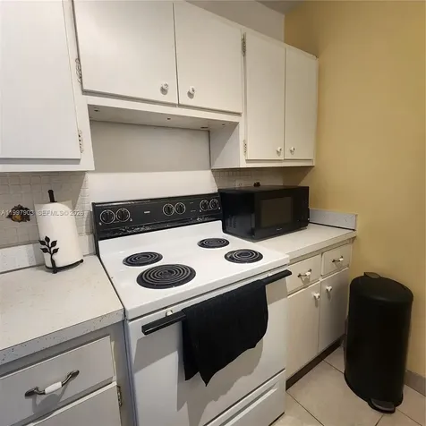 2170 NE 51st Court Fort Lauderdale FL 33308
