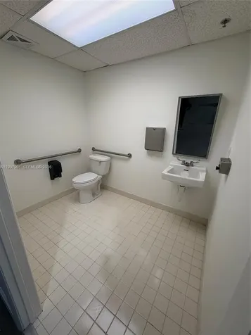 6010 NW 99th Avenue Doral FL 33178