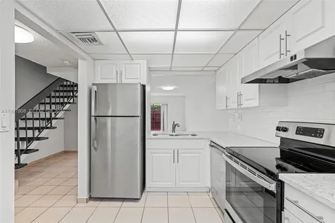 319 NW 109th Avenue Miami FL 33172