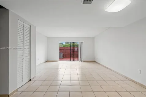 319 NW 109th Avenue Miami FL 33172