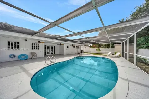 15010 NE 7th Avenue Miami FL 33161
