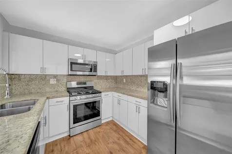 15010 NE 7th Avenue Miami FL 33161