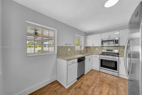 15010 NE 7th Avenue Miami FL 33161