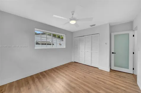 15010 NE 7th Avenue Miami FL 33161