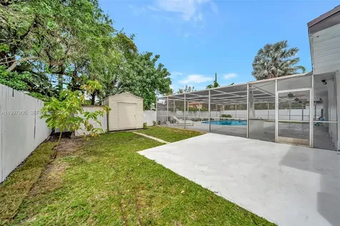15010 NE 7th Avenue Miami FL 33161