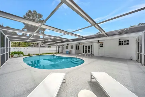 15010 NE 7th Avenue Miami FL 33161