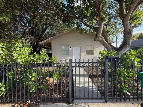253 NW 48th Street Miami FL 33127