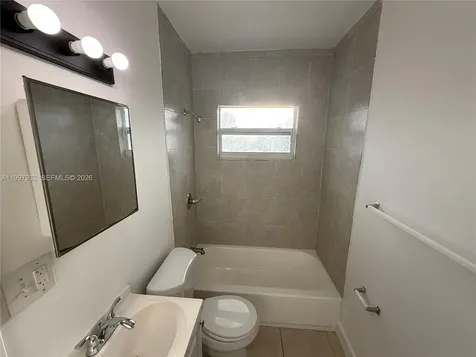 253 NW 48th Street Miami FL 33127