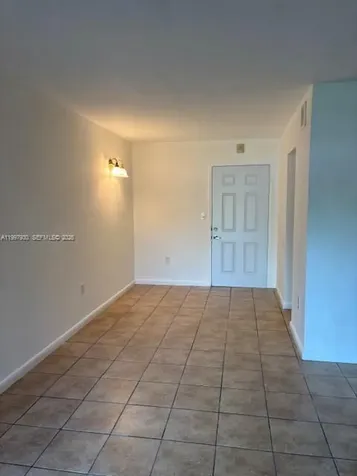 9493 SW 76th Street Miami FL 33173