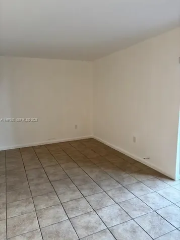 9493 SW 76th Street Miami FL 33173