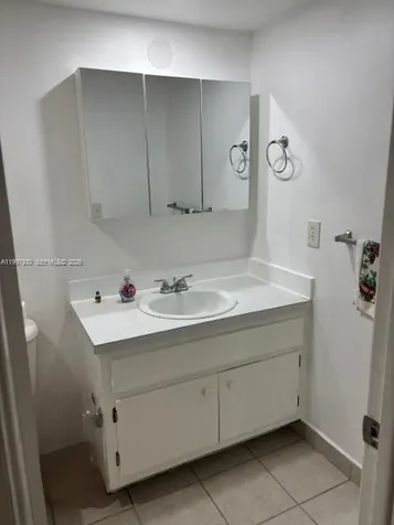 9493 SW 76th Street Miami FL 33173