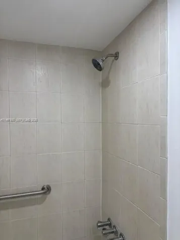 9493 SW 76th Street Miami FL 33173