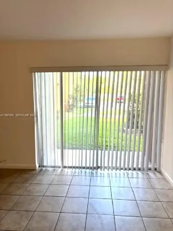 9493 SW 76th Street Miami FL 33173