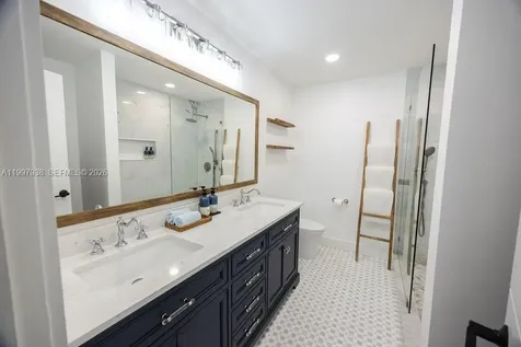 11301 SW 95th Street Miami FL 33176