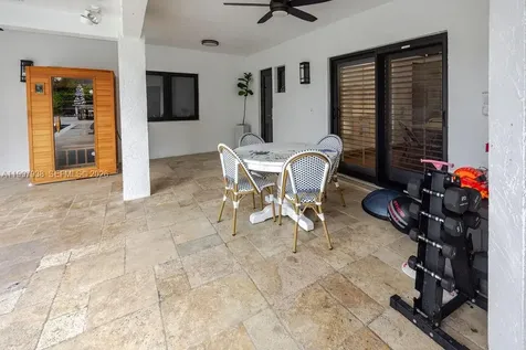 11301 SW 95th Street Miami FL 33176