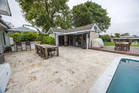 11301 SW 95th Street Miami FL 33176