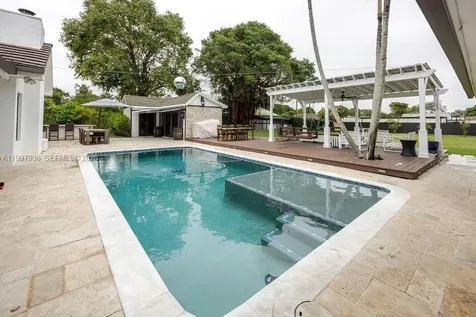 11301 SW 95th Street Miami FL 33176