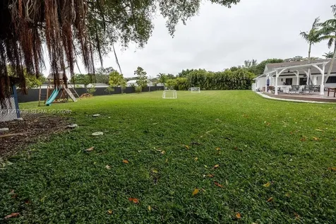 11301 SW 95th Street Miami FL 33176