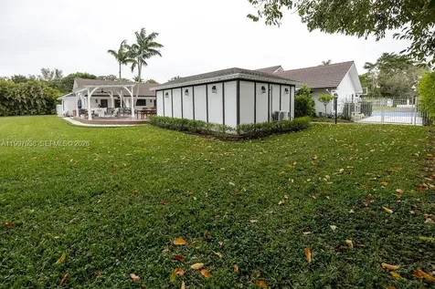 11301 SW 95th Street Miami FL 33176