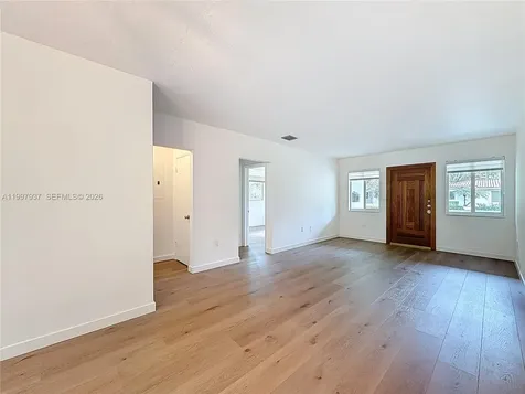 323 Velarde Avenue Coral Gables FL 33134