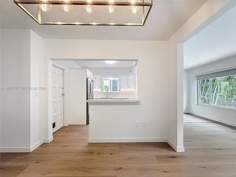 323 Velarde Avenue Coral Gables FL 33134
