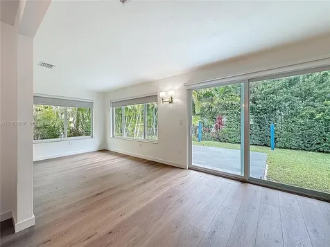 323 Velarde Avenue Coral Gables FL 33134