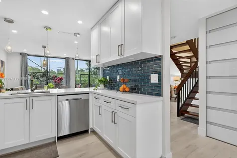 3984 Adra Avenue Doral FL 33178
