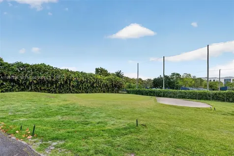 3984 Adra Avenue Doral FL 33178