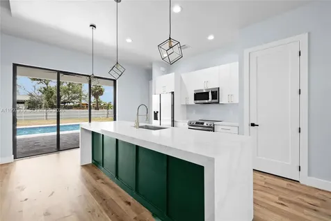 1333 NW 4th Street Cape Coral FL 33993