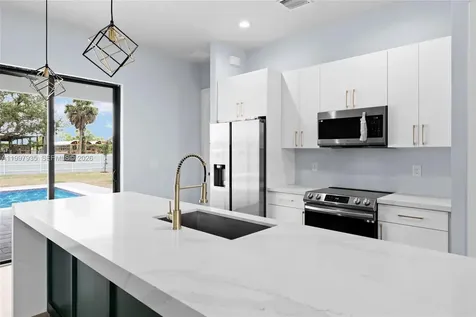 1333 NW 4th Street Cape Coral FL 33993