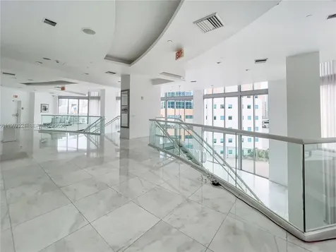 350 S Miami Avenue Miami FL 33130