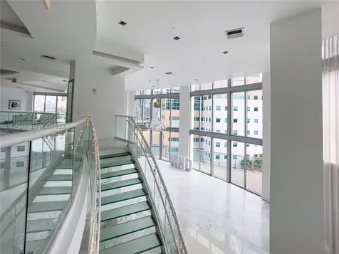 350 S Miami Avenue Miami FL 33130