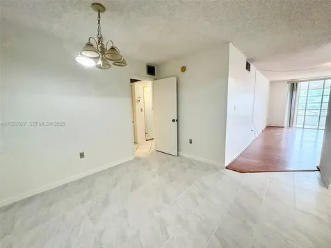 7300 NW 17th Street Plantation FL 33313