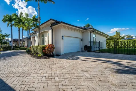 8111 SW 178th Street Palmetto Bay FL 33157