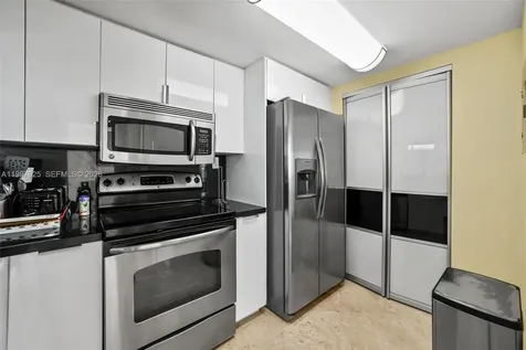 650 West Avenue Miami Beach FL 33139