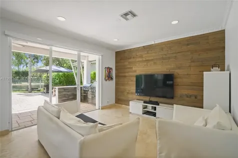 1317 Chenille Circle Weston FL 33327