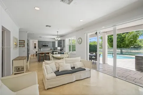 1317 Chenille Circle Weston FL 33327