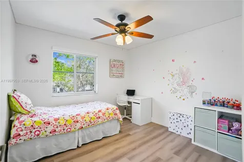 1317 Chenille Circle Weston FL 33327