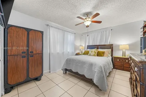 8120 Geneva Court Doral FL 33166