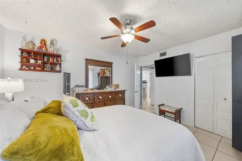 8120 Geneva Court Doral FL 33166