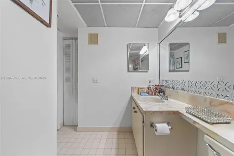 8120 Geneva Court Doral FL 33166
