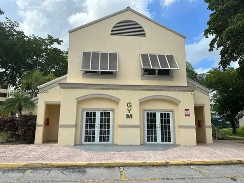 8120 Geneva Court Doral FL 33166