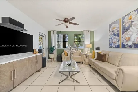 8120 Geneva Court Doral FL 33166