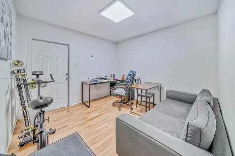 2171 SW 21st Street Miami FL 33145