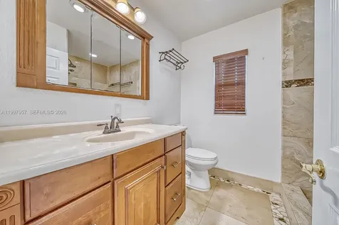 2171 SW 21st Street Miami FL 33145