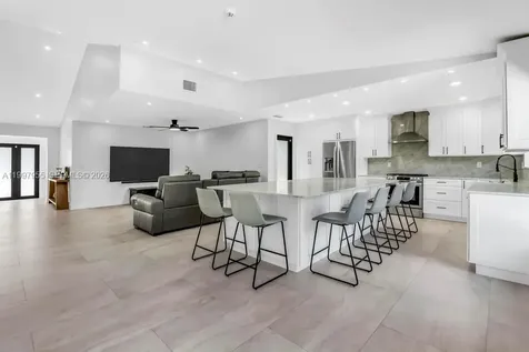 8611 SW 82nd Terrace Miami FL 33143