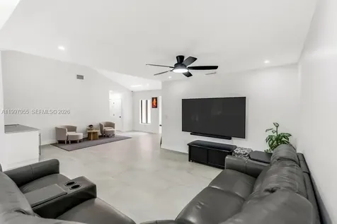 8611 SW 82nd Terrace Miami FL 33143