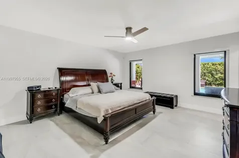 8611 SW 82nd Terrace Miami FL 33143
