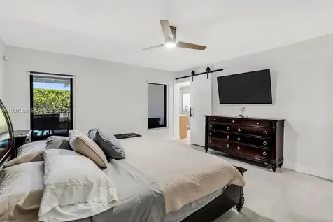8611 SW 82nd Terrace Miami FL 33143