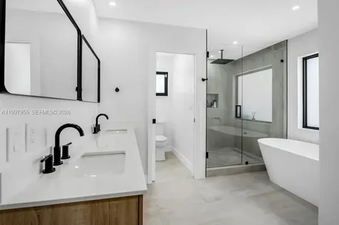 8611 SW 82nd Terrace Miami FL 33143